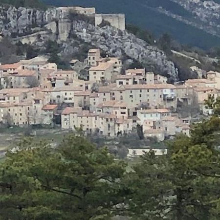 Le Petit Saint Clair Apartment Trigance Luaran gambar